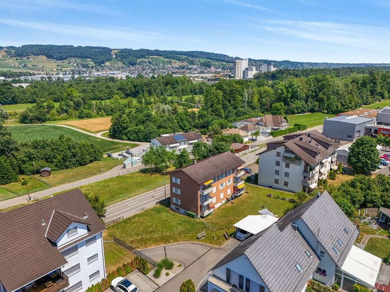 Apartment building with 6 apartments and potential for expansion... (5)