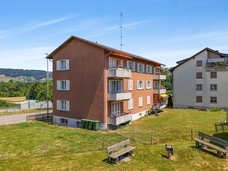 Apartment building with 6 apartments and potential for expansion... (1)