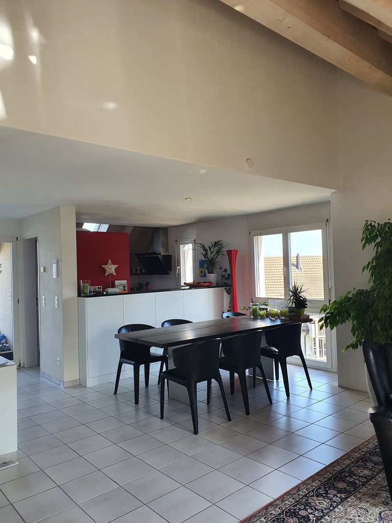 Charmante 5-Zimmer-Dachwohnung mit Balkon, Terrasse und Kamin in Binz (1)