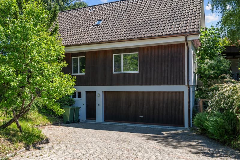 Maison de famille idyllique de 5,5 pièces avec grande parcelle de terrain (3)