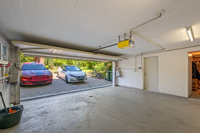 Maison de famille idyllique de 5,5 pièces avec grande parcelle de terrain (13)