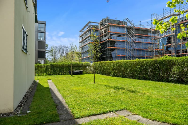 Zentral gelegene 3.5-Zimmerwohnung im Dachgeschoss für Privatnutzer oder Investoren (11)