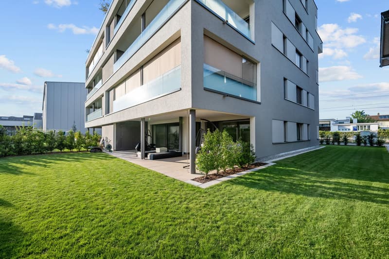 Neuwertige 4.5-Zimmer-Gartenwohnung im Steuerparadies Horn (2)