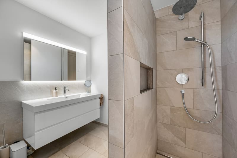 Neuwertige 4.5-Zimmer-Gartenwohnung im Steuerparadies Horn (8)