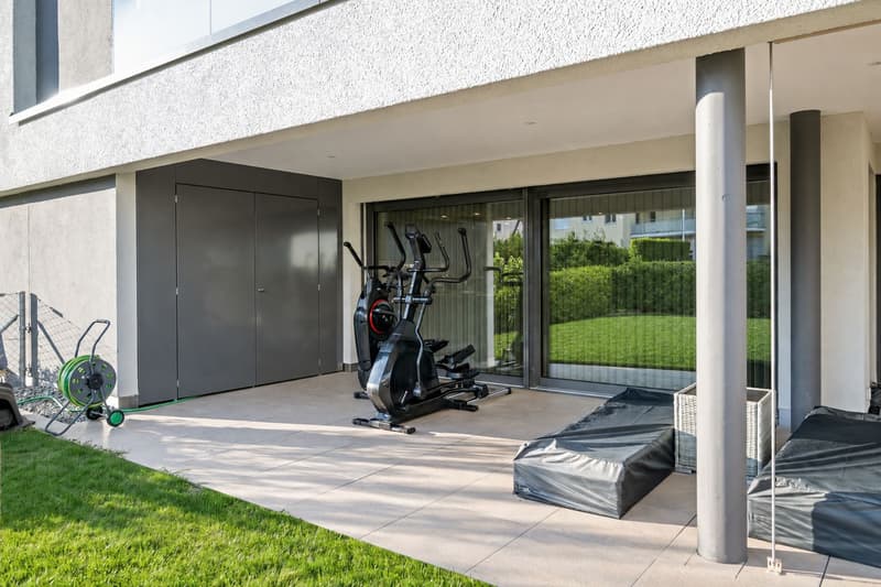 Neuwertige 4.5-Zimmer-Gartenwohnung im Steuerparadies Horn (15)