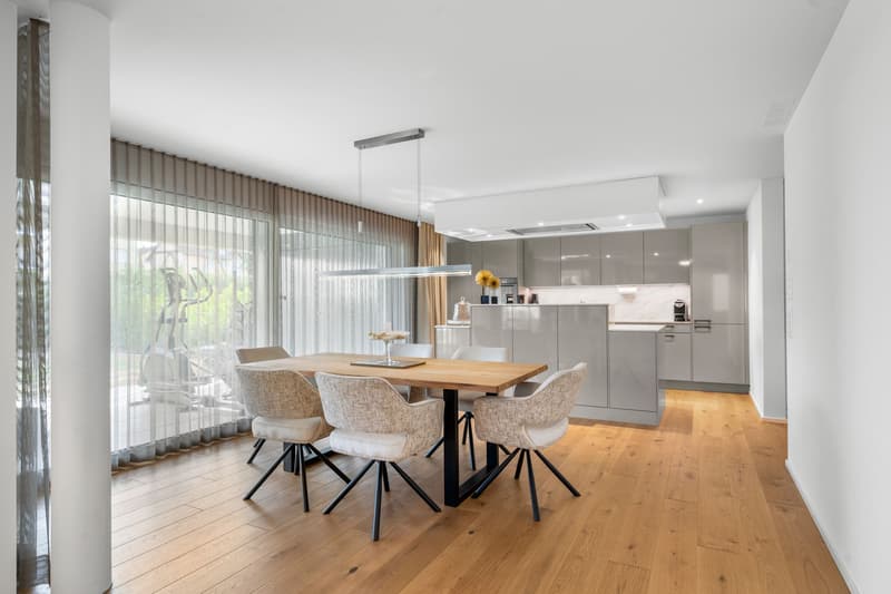 Neuwertige 4.5-Zimmer-Gartenwohnung im Steuerparadies Horn (6)
