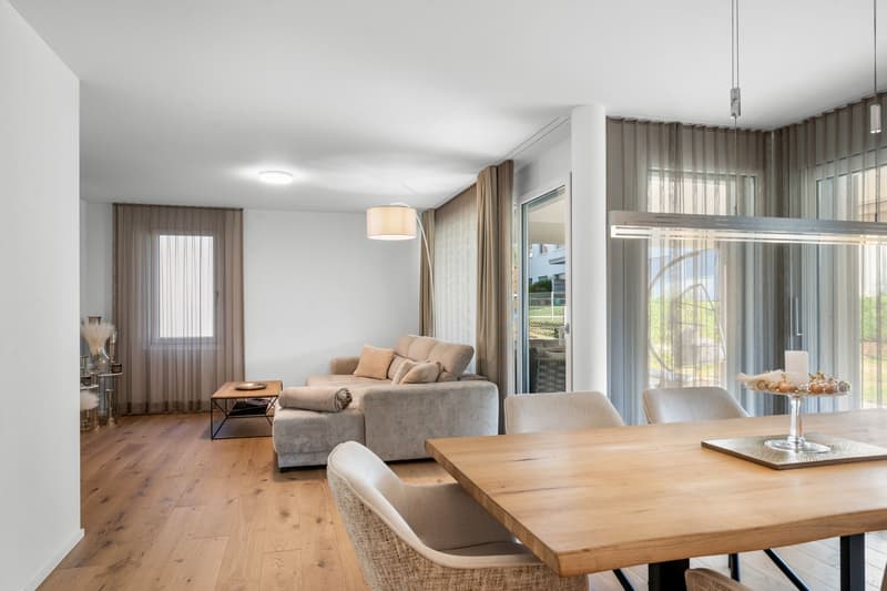 Neuwertige 4.5-Zimmer-Gartenwohnung im Steuerparadies Horn (7)