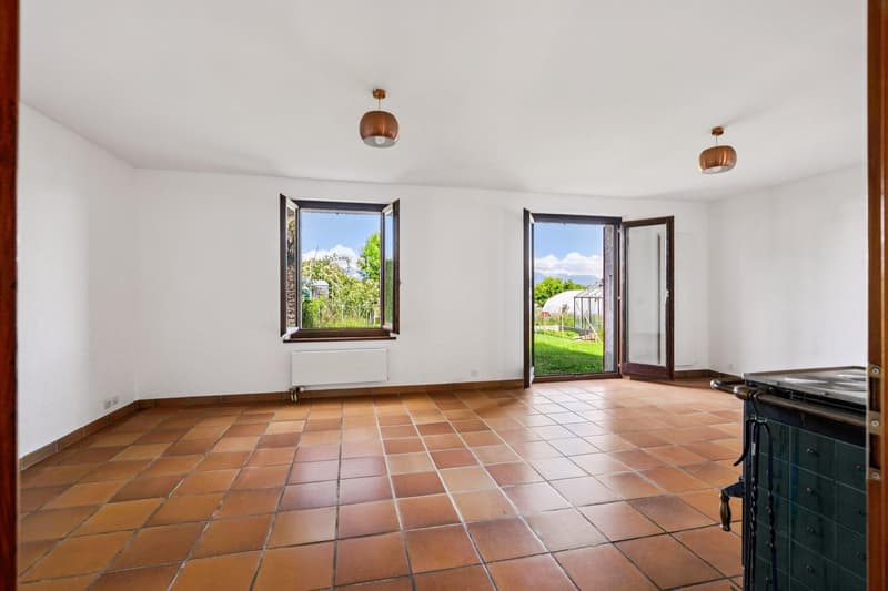 Charmante maison avec jardin dans un cadre verdoyant (7)
