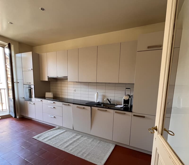 Wohnung mit 4.5 Zimmern im 3. Stock (11)