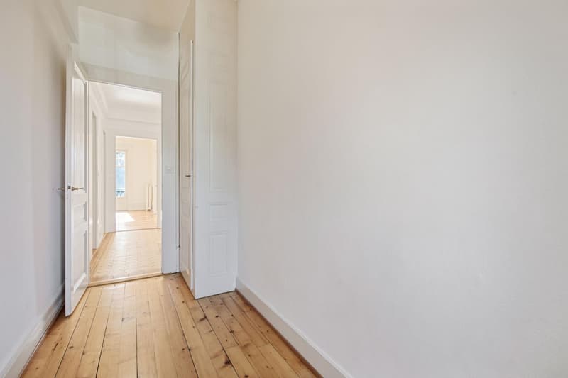 Wohnung mit 4.5 Zimmern im 3. Stock (9)
