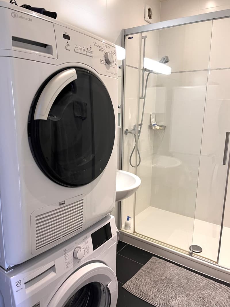 Wohnung mit 4.5 Zimmern im 3. Stock (12)