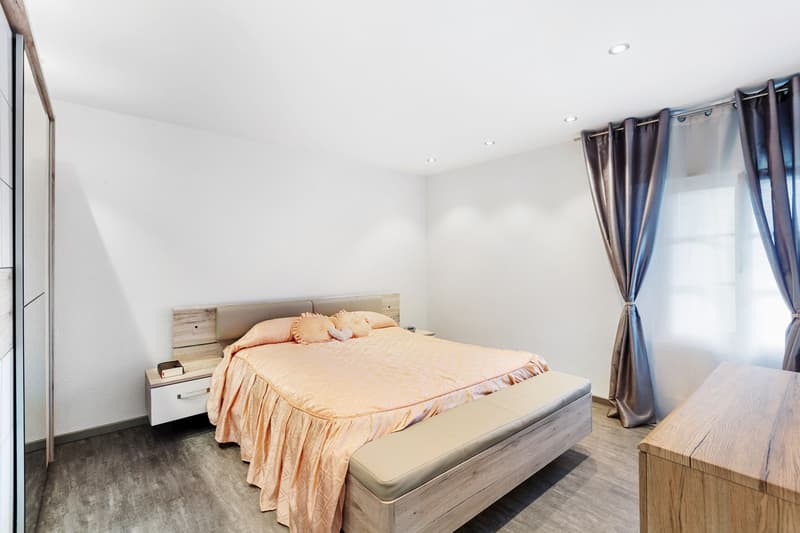 Charmante maison de 7 pièces avec flair italien et beaucoup de confort (8)