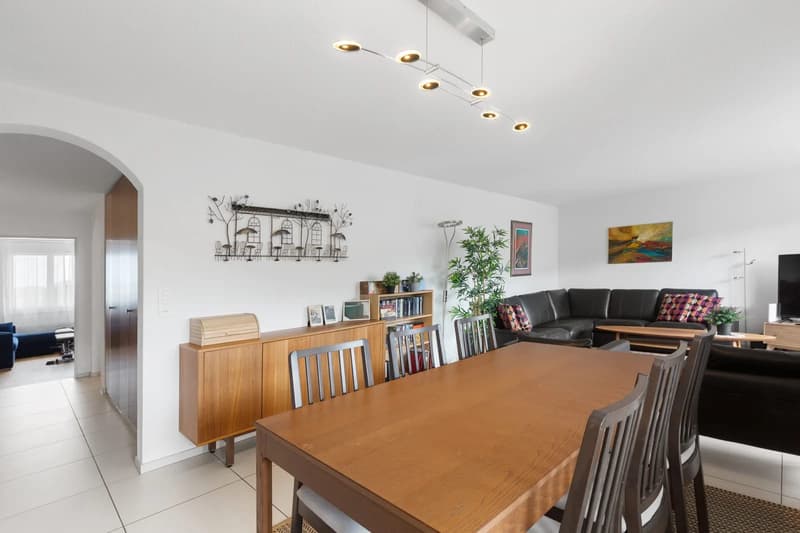 4.5-Zimmer-Wohnung mit Balkon und Schwedenofen in Oberuzwil kaufen (4)