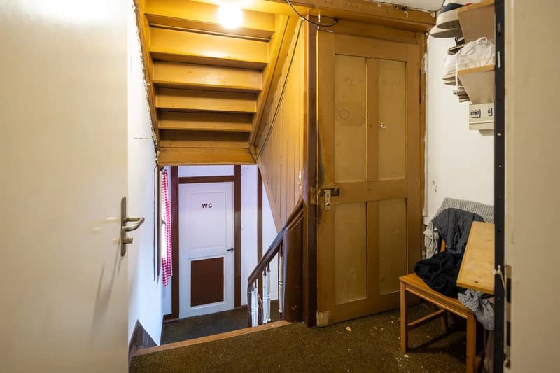 Wohn- und Geschäftshaus mit 3 Einheiten in Andelfingen kaufen (6)