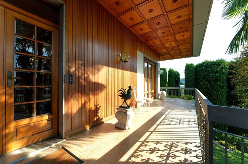 Villa élégante de 9,5 pièces avec vue panoramique à Morbio Inferiore (4)