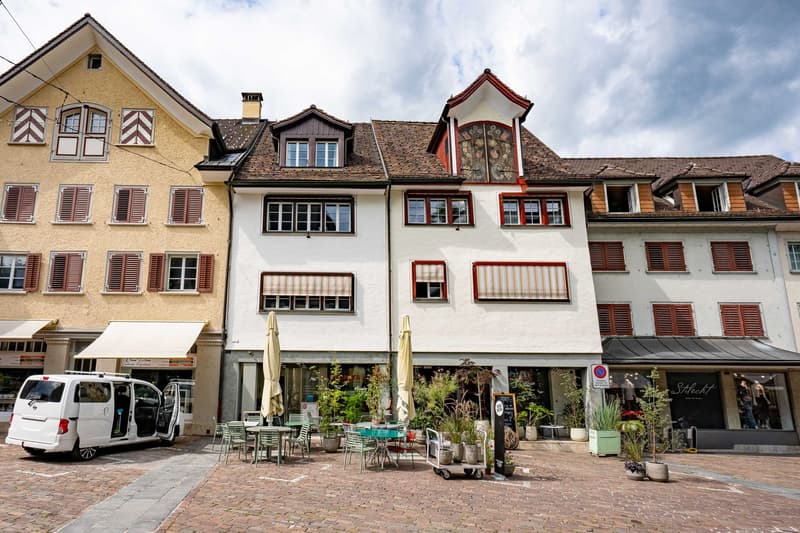 Büro-/Praxisflächen (2)