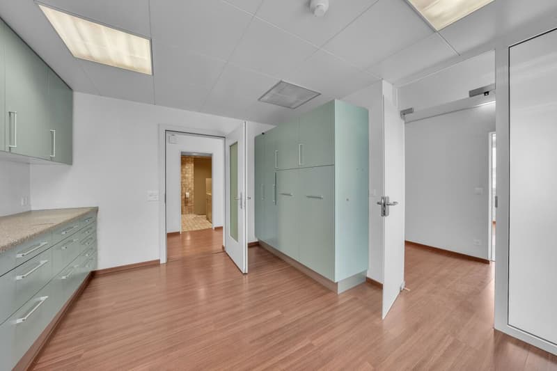 Practice premises (6)