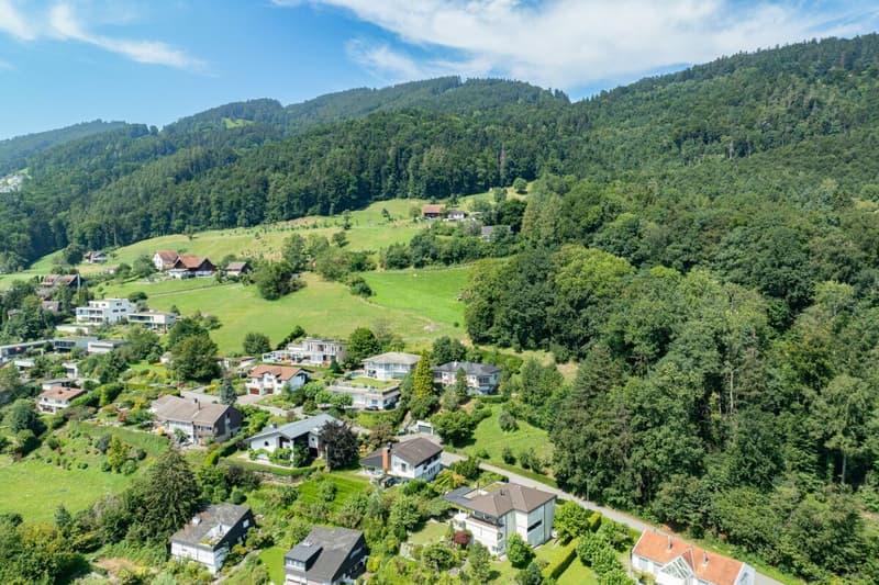 Building land plot with attractive views (5)