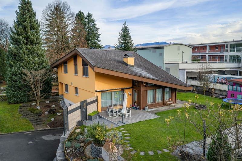Single-family house (12)