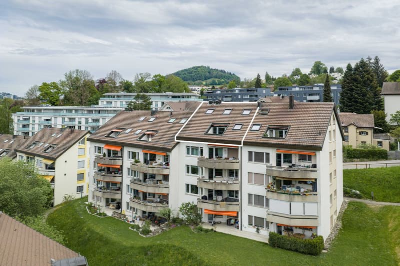 4-Bedroom Maisonette Apartment (2)