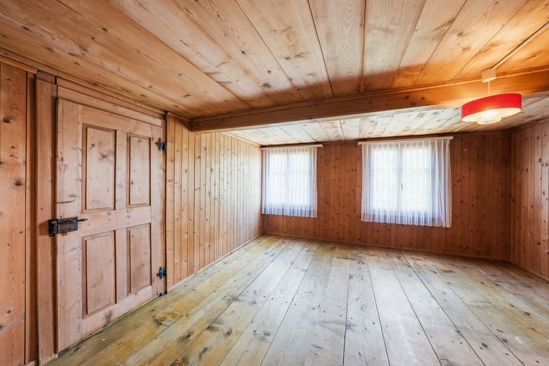 Detached house with double garage, barn and separate outbuilding (7)