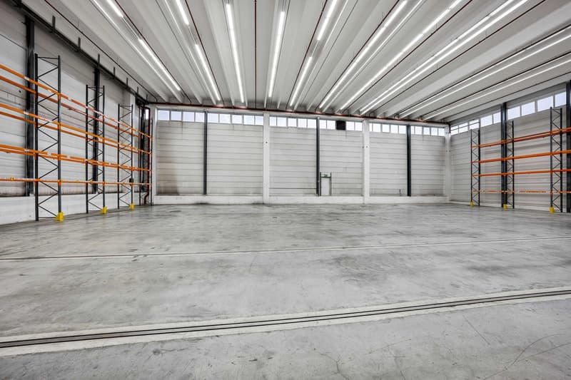 Warehouse space (2)