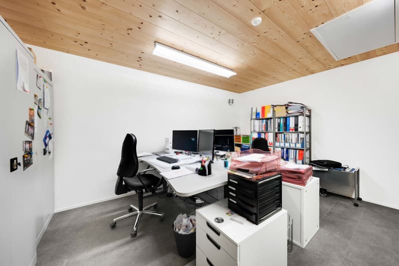 Commercial space (3)