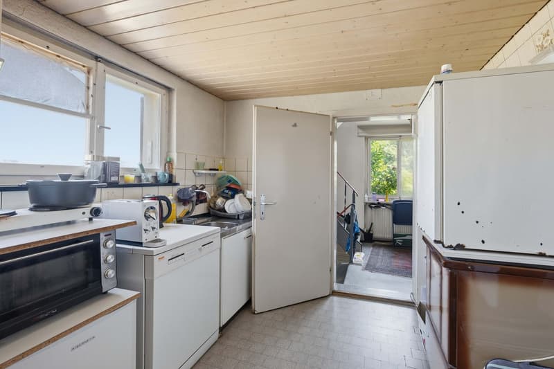 Maison unifamiliale avec bâtiments économiques (9)
