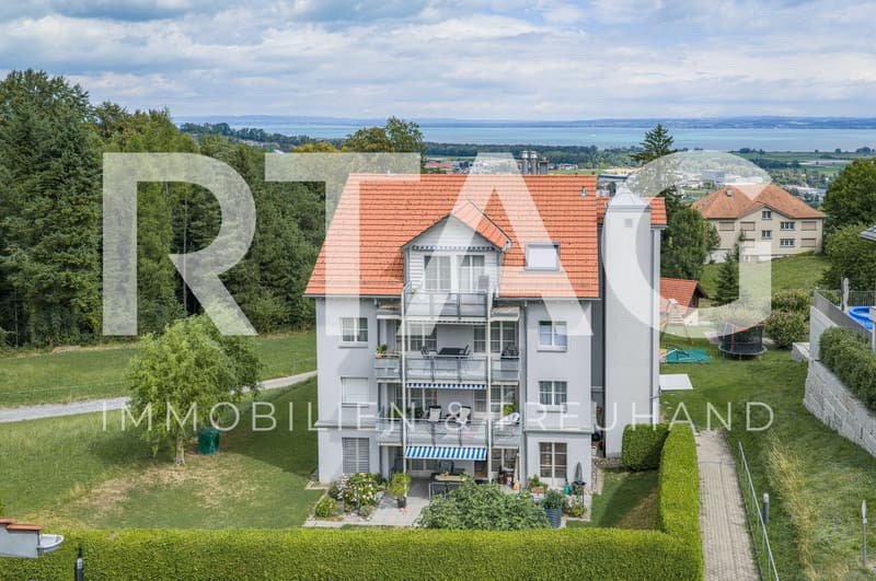 Vierfamilienhaus mit Baulandreserve (1)
