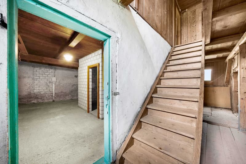 Einfamilienhaus mit Scheune (11)