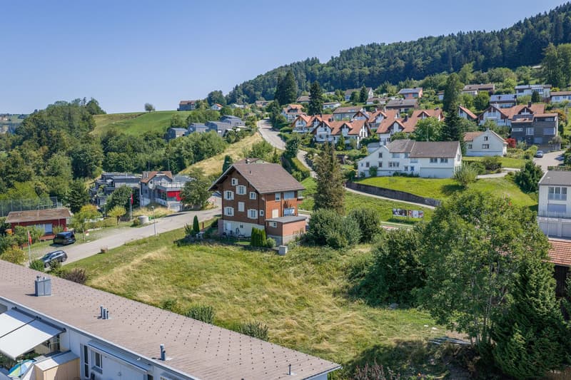 Baulandgrundstück mit 1'213 m2 (2)