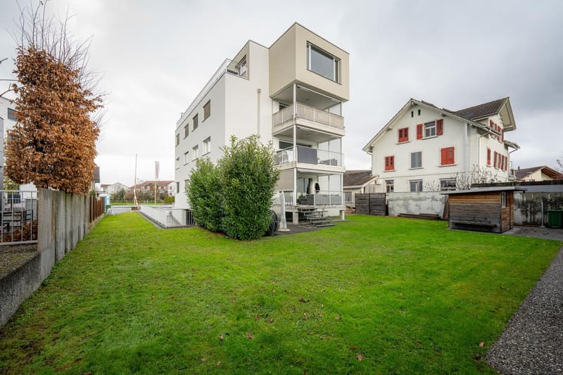 3.5-Zimmer-Wohnung mit Garten (8)