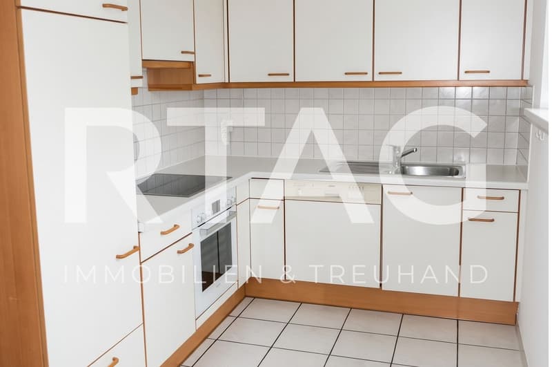 2.5 Zimmer-Dachwohnung (1)