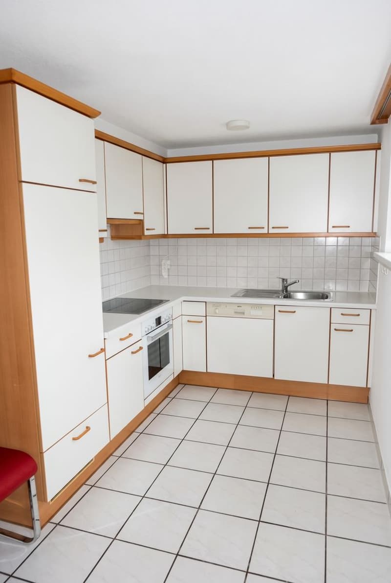 2.5 Zimmer-Dachwohnung (2)