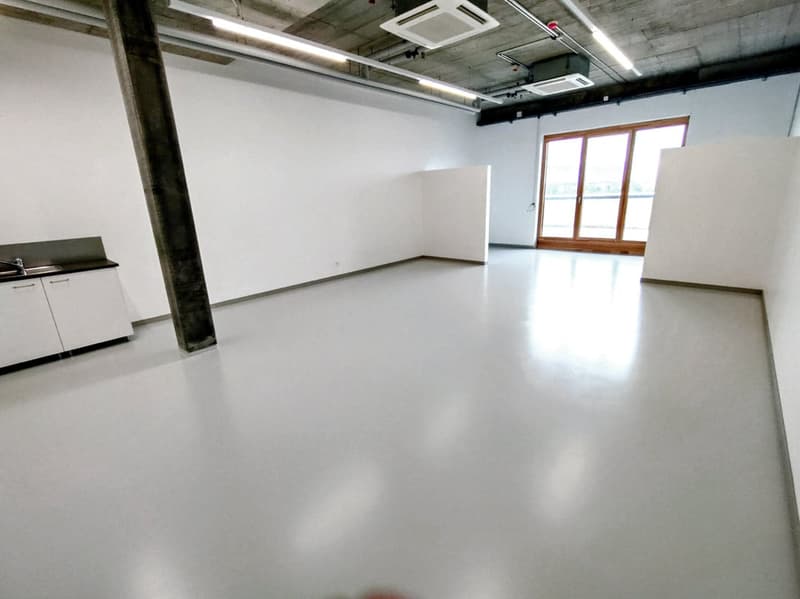 Hybrid office/warehouse space, Mini E-commerce Hub, Studio, ideal for artisans, progressive rent (4)