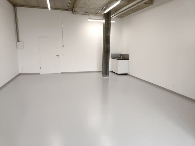 Hybrid office/warehouse space, Mini E-commerce Hub, Studio, ideal for artisans, progressive rent (3)