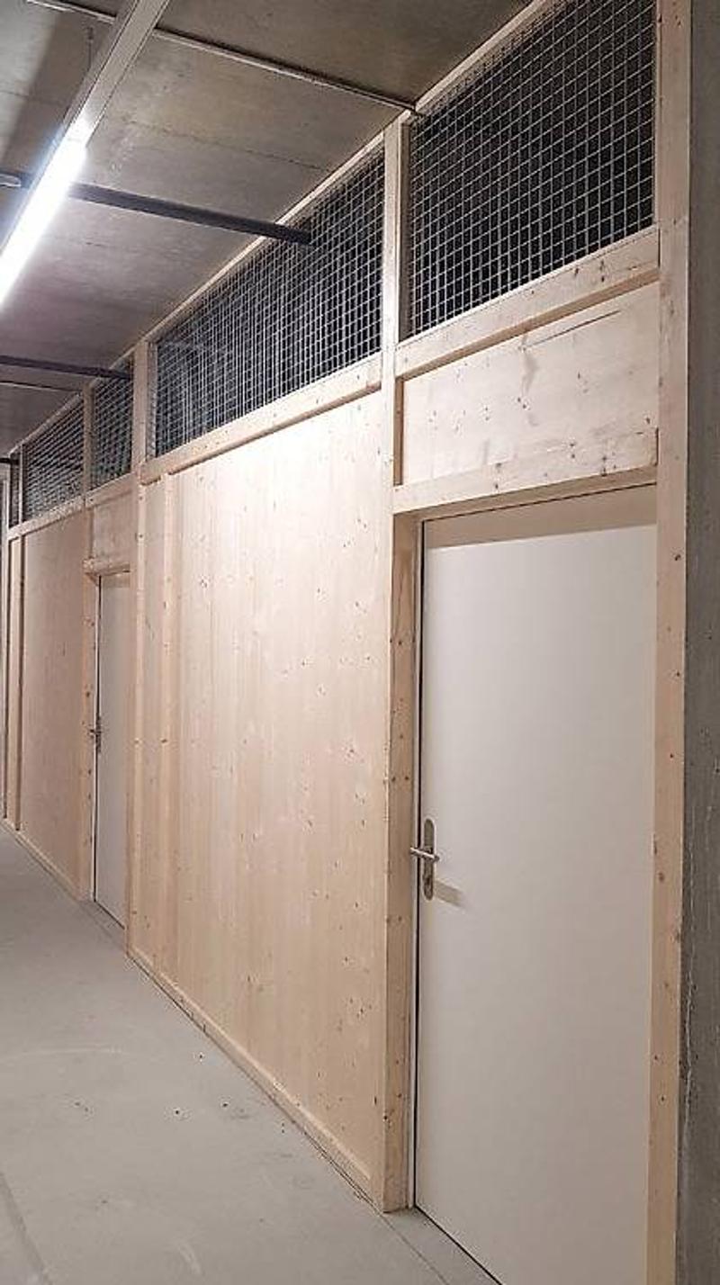 Local commercial entrepôt moderne dans un bâtiment récent à Meyrin (4)