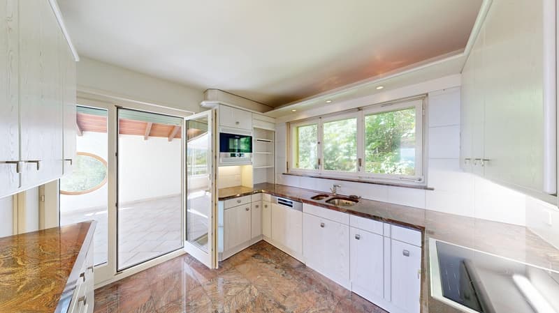 La Vigie - Villa with 2 apartments in Corcelles NE – nature, calm, lake and mountain view (9)