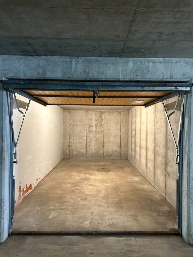 Box auto individuali in affitto a Le Locle (2)