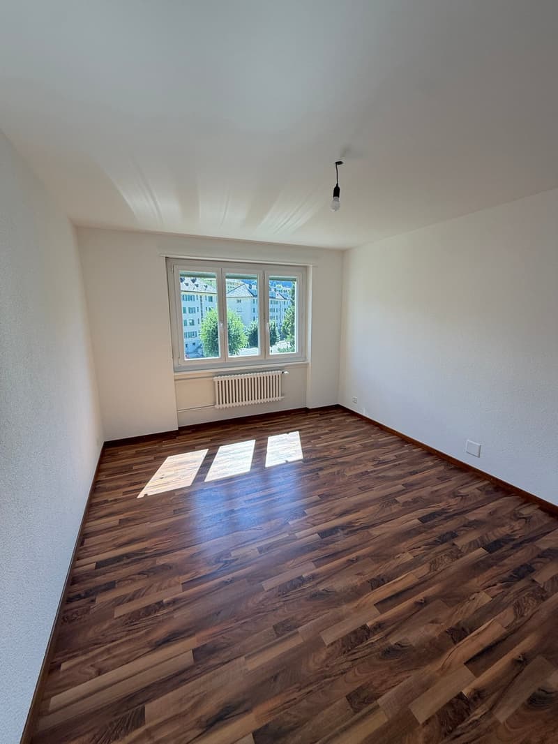 Appartement lumineux de 3.5 pièces avec balcon (3)