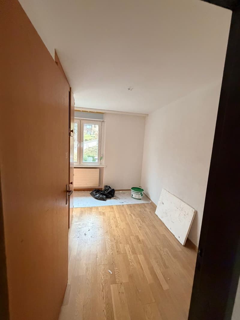Villa moderna di 4,5 locali con garage e terrazze a Delémont (9)