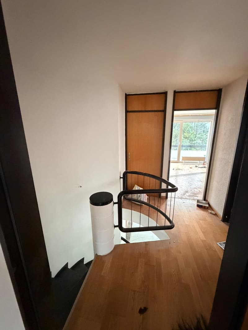 Villa moderna di 4,5 locali con garage e terrazze a Delémont (13)