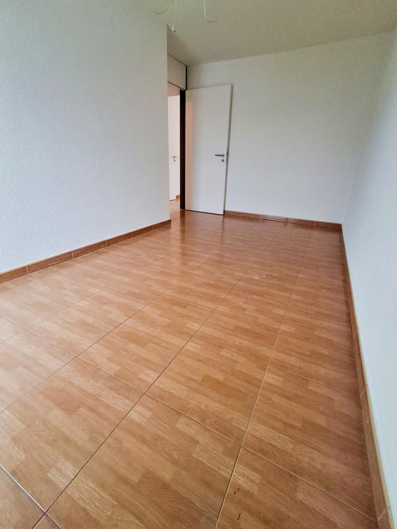 Geräumige 4.5-Zimmer-Wohnung in Courroux (15)