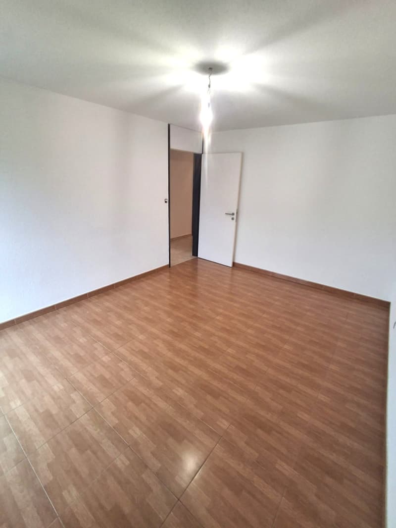 Geräumige 4.5-Zimmer-Wohnung in Courroux (12)