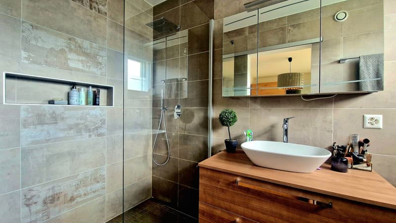 Zu vermieten – Prächtige Wohnung hocher Standard (22)
