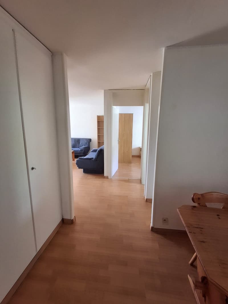 Appartement lumineux de 3.5 pièces avec balcon à La Chaux-de-Fonds (7)