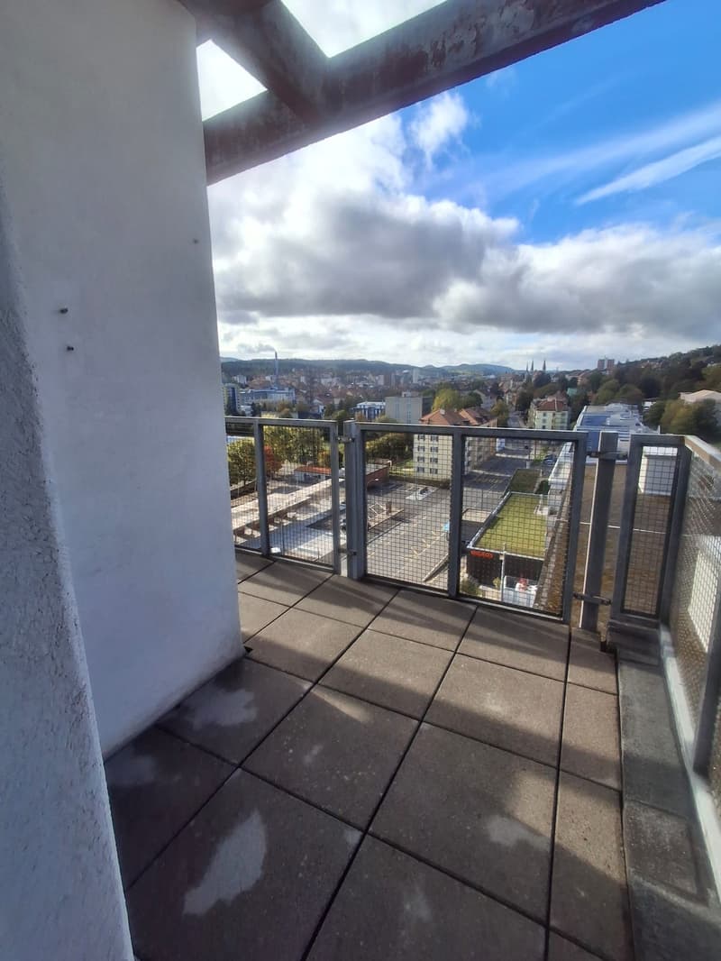Magnifique appartement en attique de 4.5 pièces avec vue panoramique – La Chaux-de-Fonds (12)