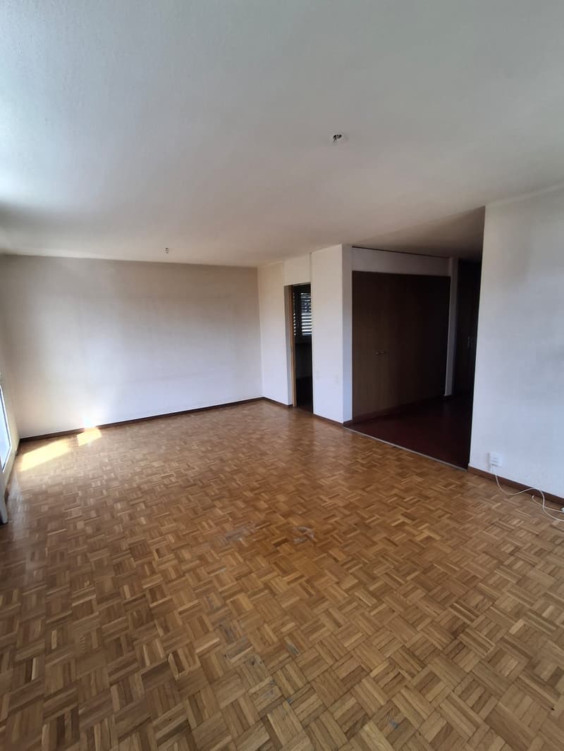 Appartement 3.5 pièces lumineux avec balcon à Le Locle (5)