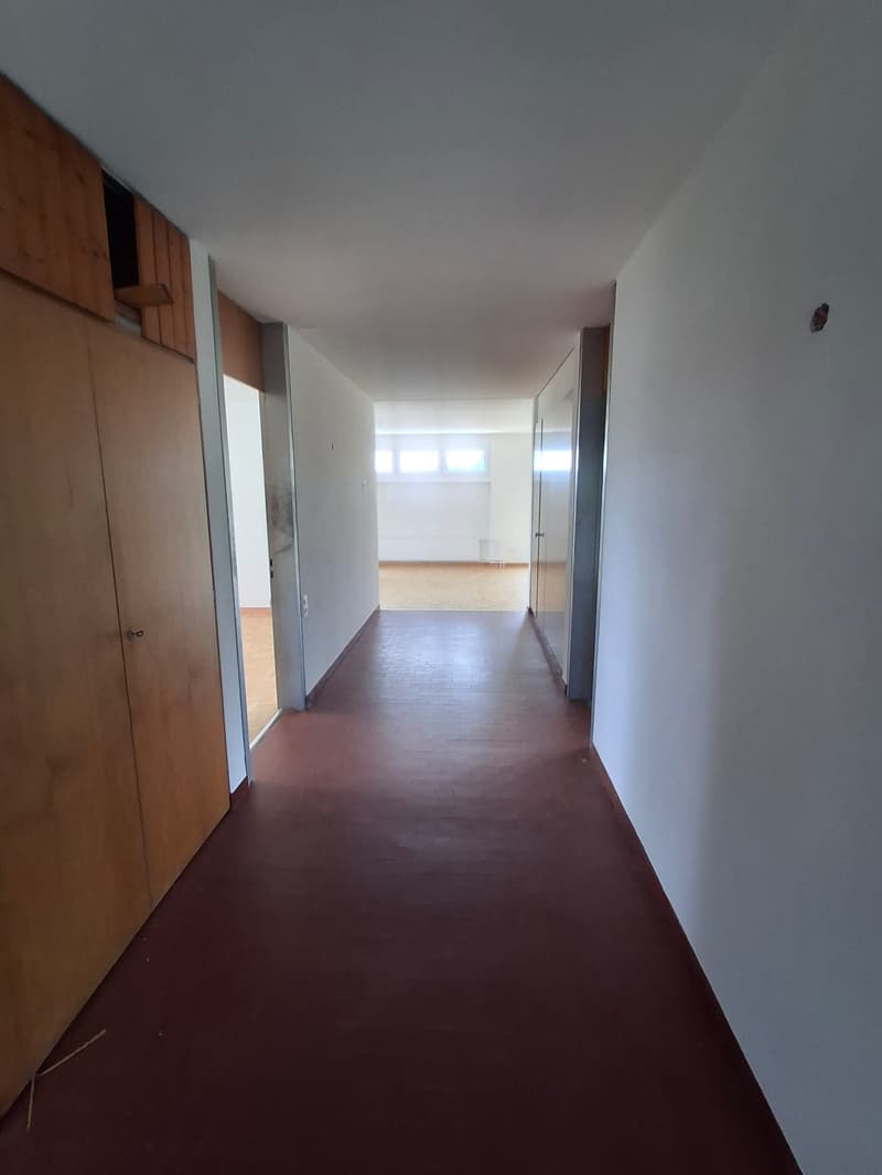 Appartement lumineux de 3.5 pièces avec balcon au Locle (4)
