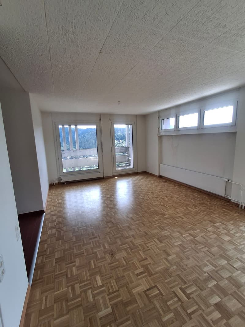 Appartement lumineux de 3.5 pièces avec balcon au Locle (5)